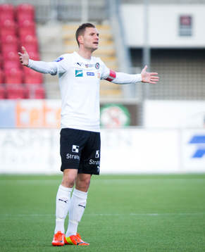 Örebros Robert Åhman Persson deppar