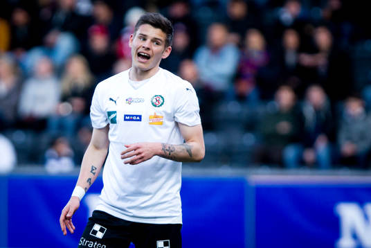 Örebros Eidur Aron Sigurbjörnsson  deppar