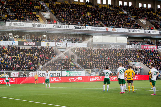 Bevatningssystemet startade mitt i matchen i