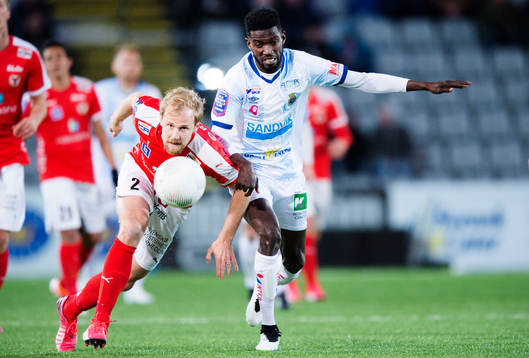 Kalmars Markus Thorbjörnsson och Gefles Dioh Williams