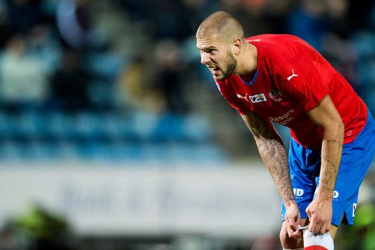 Helsingborgs Robin Simovic deppar