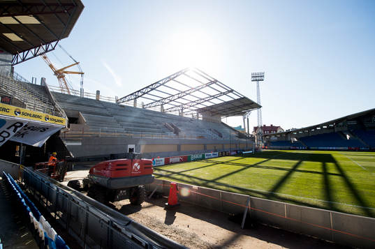 Interiör Olympia med södra läktaren