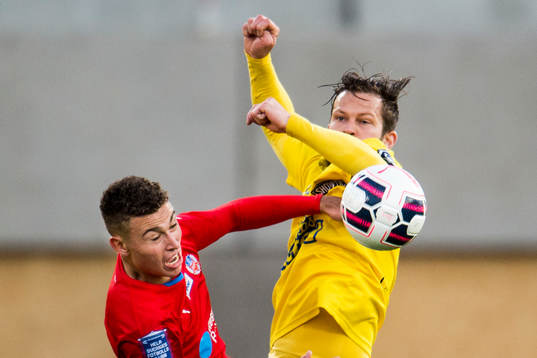 Helsingborgs Jordan Larsson i nickduell med Falkenbergs