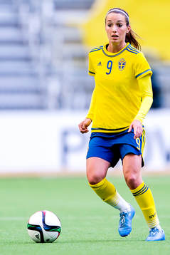 Sveriges Kosovare Asllani
