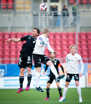 IFK Göteborgs Gustav Svensson och Örebros Daniel