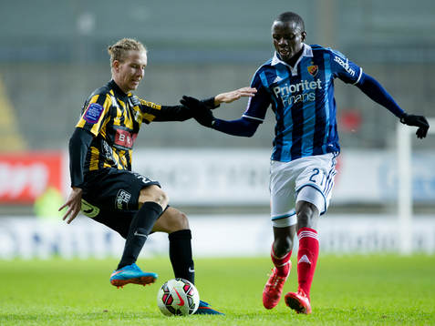 Häckens Samuel Gustafson mot Djurgårdens Omar Colley