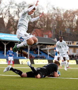 Räddning av Åtvidabergs målvakt Henrik Gustavsson