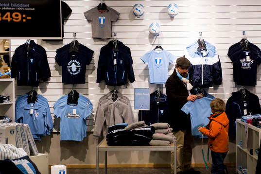 Malmö FF accessoarer till salu i MFF-Shopen