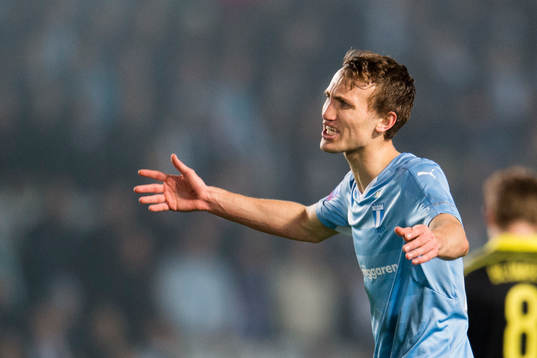 Malmö FFs Magnus Wolff Eikrem deppar