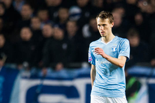 Malmö FFs Magnus Wolff Eikrem deppar