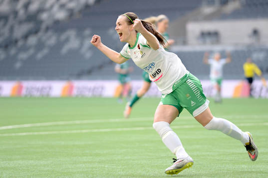 Hammarbys Elina Johansson jublar