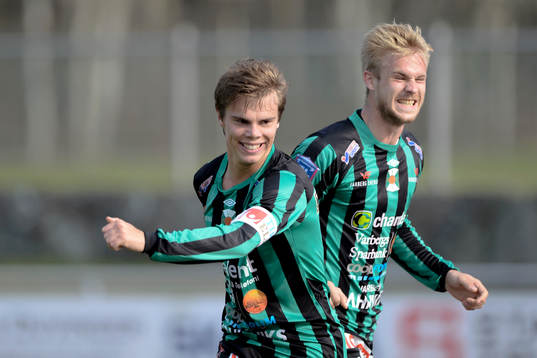 Varbergs Elias Andersson jublar
