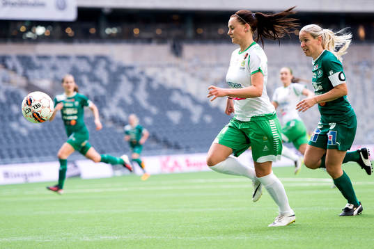 Hammarbys Emma Jansson och Mallbackens Frida Broström