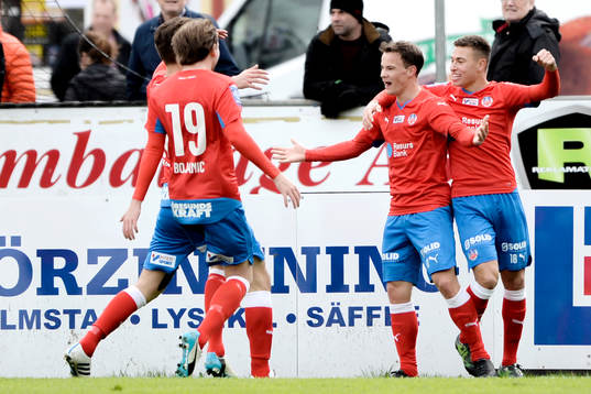 Helsingborgs Anton Wede jublar