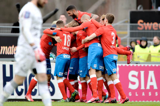 Helsingborgs Mattias Lindström jublar