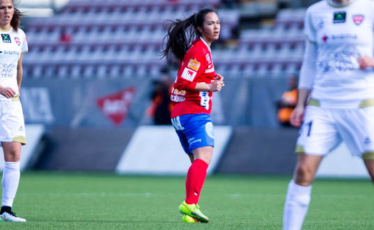 Örebros Michelle De Jong