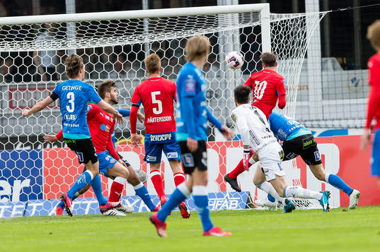 Helsingborgs Anton Wede gör 0-1