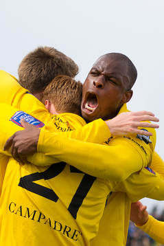 Falkenbergs Hakeem Araba jublar