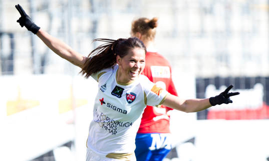 Rosengårds Sara Björk Gunnarsdottir gör 1-3 och jublar