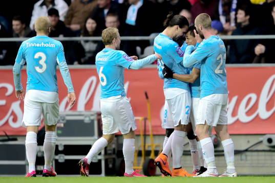 Malmö FFs Victor Yoshimar Yotun Flores jublar