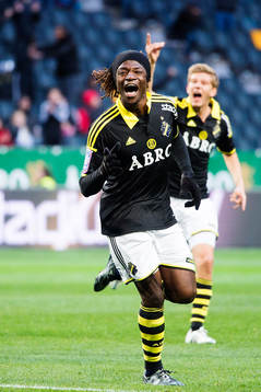 s Mohamed Bangura jublar