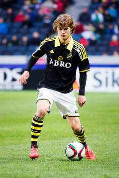 s Sam Lundholm