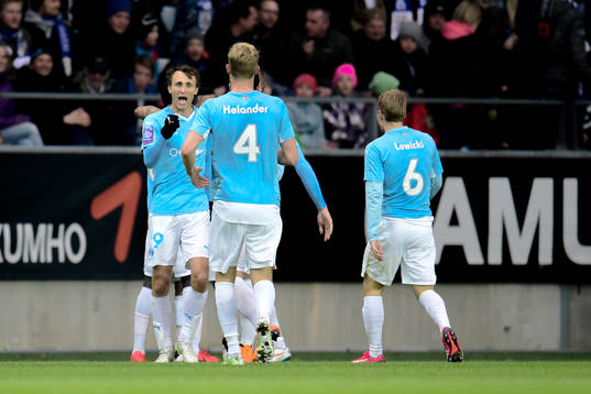 Malmö FFs Victor Yoshimar Yotun Flores jublar