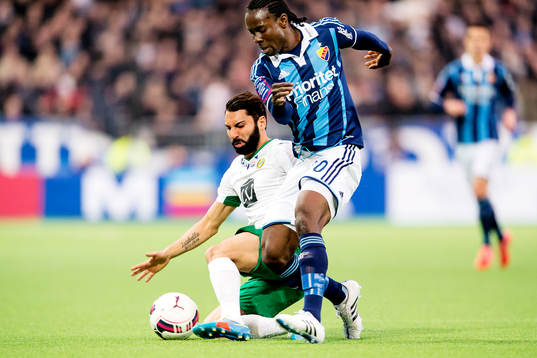 Hammarbys Stefan Batan och Djurgårdens Sam Johnson i en