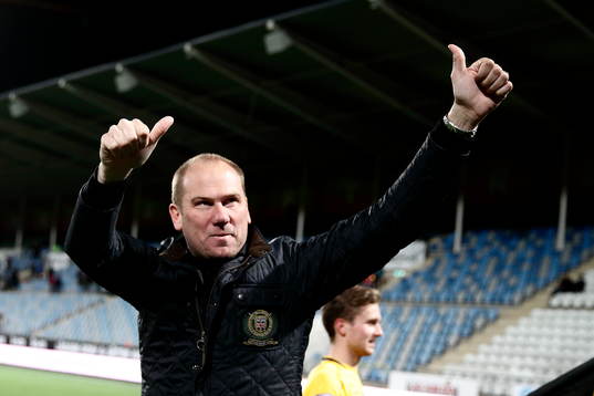Elfsborgs tränare Magnus Haglund jublar