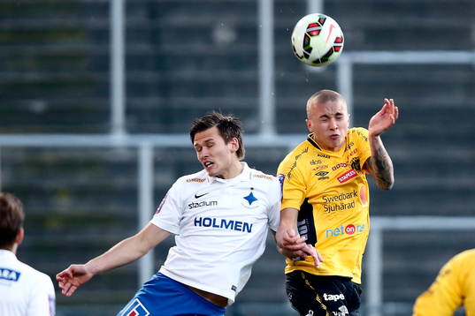 Norrköpings Arnór Ingvi Traustason och Elfsborgs