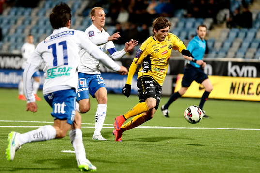 Elfsborgs Arber Zeneli och Norrköpings Andreas Johansson