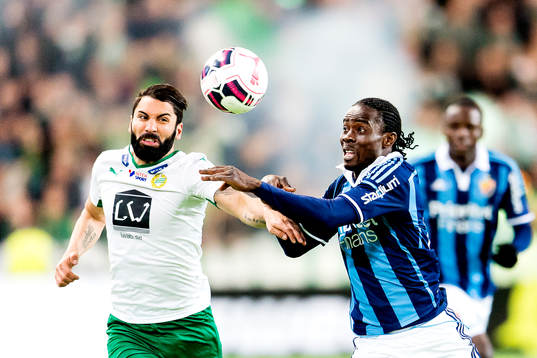Hammarbys Stefan Batan och Djurgårdens Sam Johnson i en