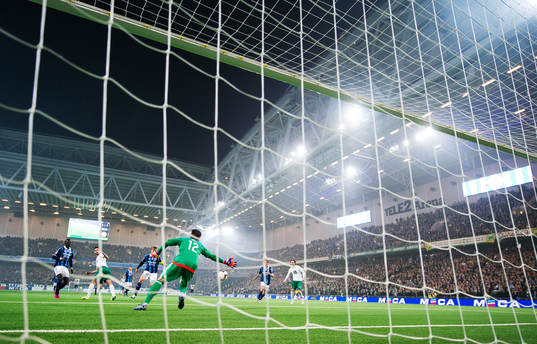Hammarbys Nahir Besara klackar in 2-1 bakom Djurgårdens