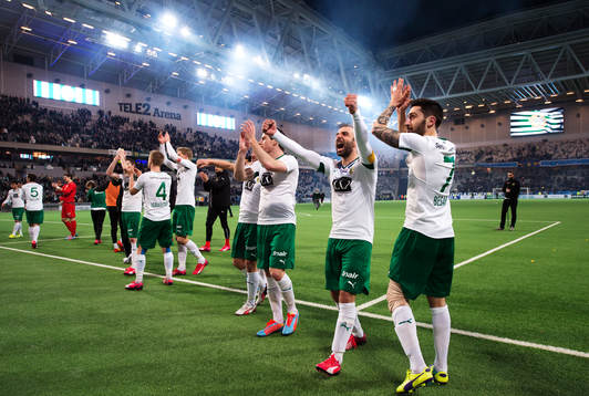 Hammarbys Kennedy Bakircioglu och Nahir Besara jublar med