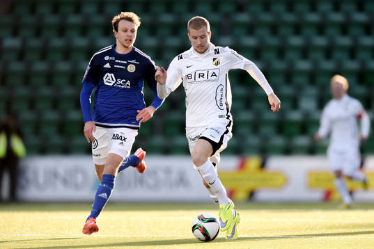 Sundsvalls Lars Gerson  och Häckens Ivo Pekalski