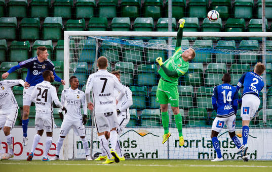 Häckens målvakt Peter Abrahamsson