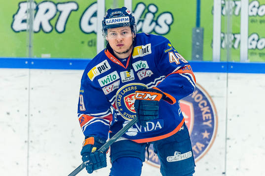 Växjös Rhett Rakhshani värmer upp