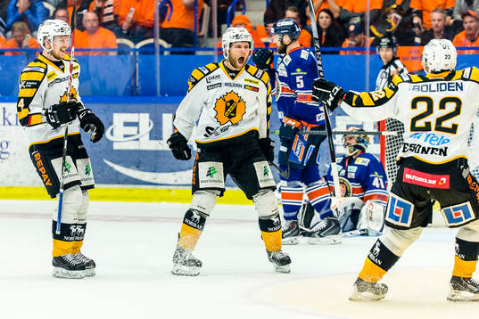 Skellefteås Rob Schremp jublar