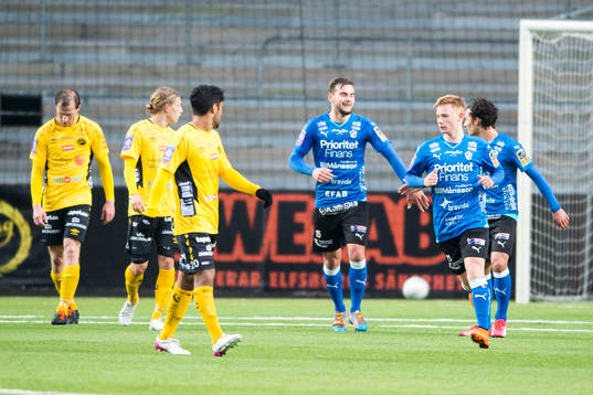 Halmstads Perparim Beqaj (mitt i bild) har slagit in en