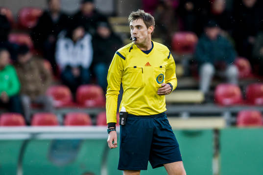 Huvuddomare Magnus Lindgren