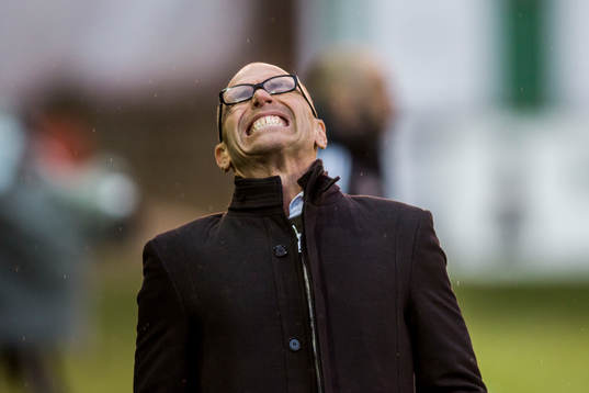 Ljungskiles tränare Tor-Arne Fredheim reagerar