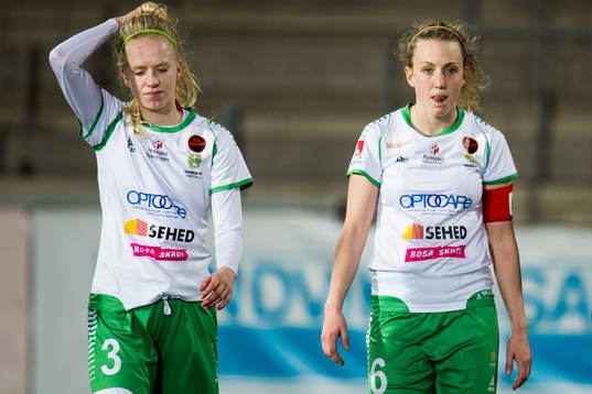 Hammarbys Alexandra Lindberg och Olga Ekblom deppar