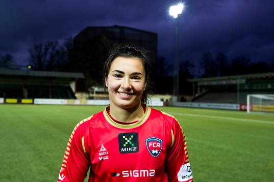 Rosengårds målvakt Zecira Musovic är glad