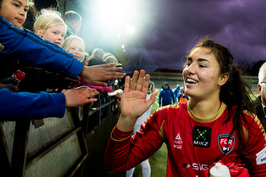 Bläddra bland fler bilder av Fotboll, Damallsvenskan, Rosengård - Hammarby