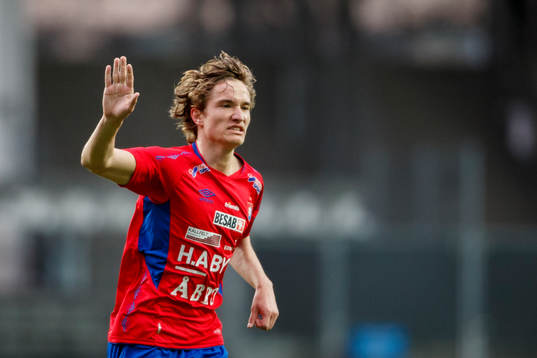 Örgrytes Jakob Lindström jublar