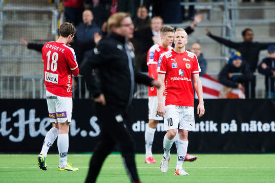 Kalmars Tobias Eriksson deppar