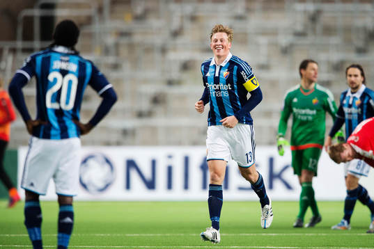 Djurgårdens Emil Bergström jublar