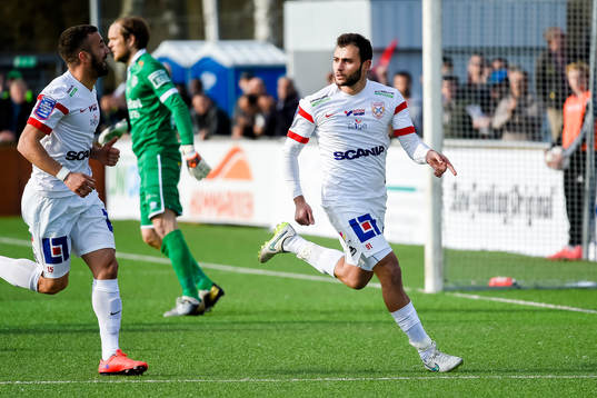 Assyriska Mattias Genc jublar