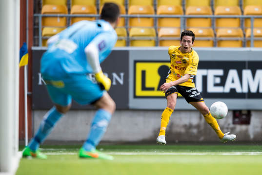 Elfsborgs Sebastian Nydén lägger inlägg