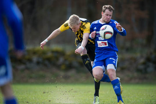 IFK Hässleholms Linus Svensson steget före Asarums Jimmie